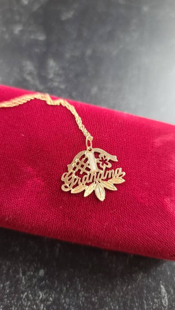 14K Gold #1 Grandma Pendant Necklace