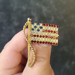 Rafaelian American Flag Rhinestone Brooch Vintage Costume Jewelry