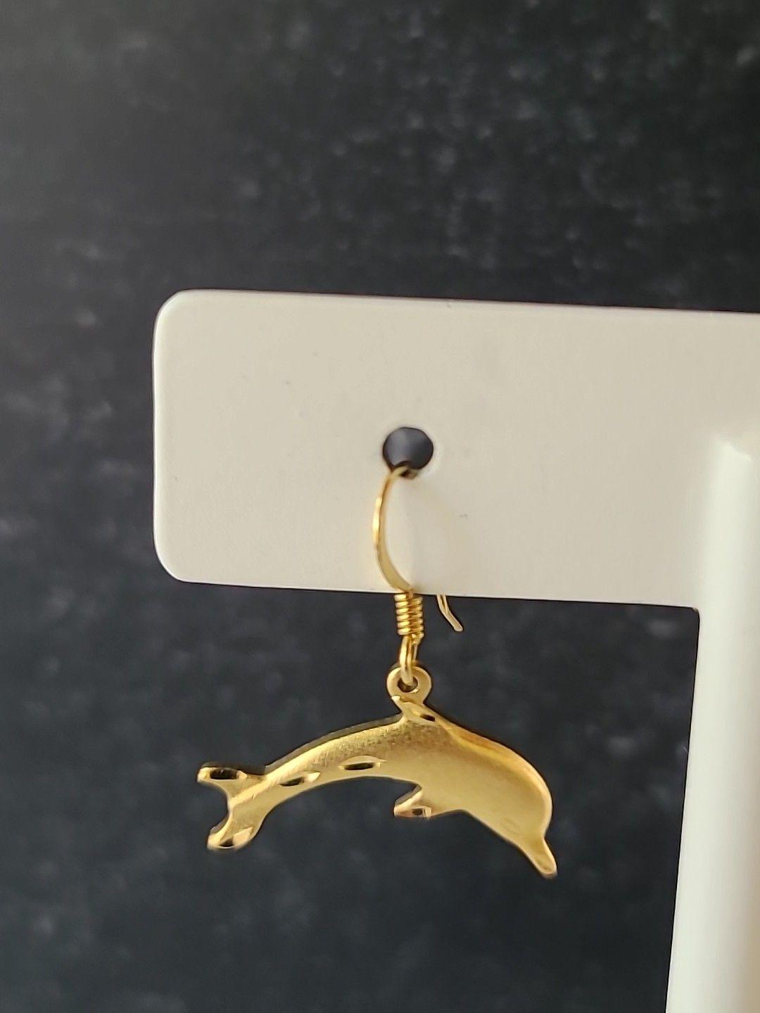 ゴールドトーンのイルカ型ダングリングピアス ヴィンテージ