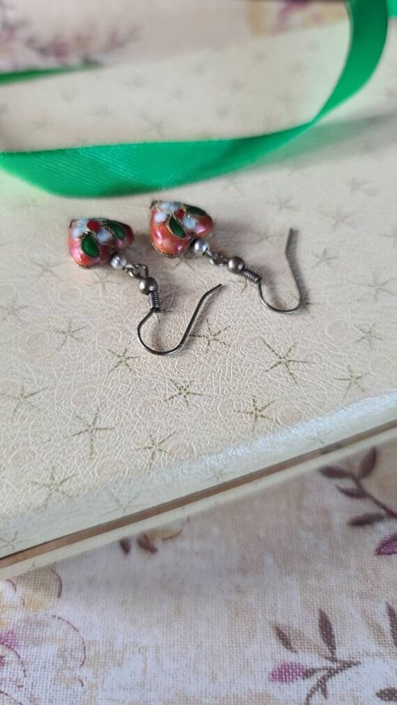 Dangling Cloisonne Heart Earrings - image 7