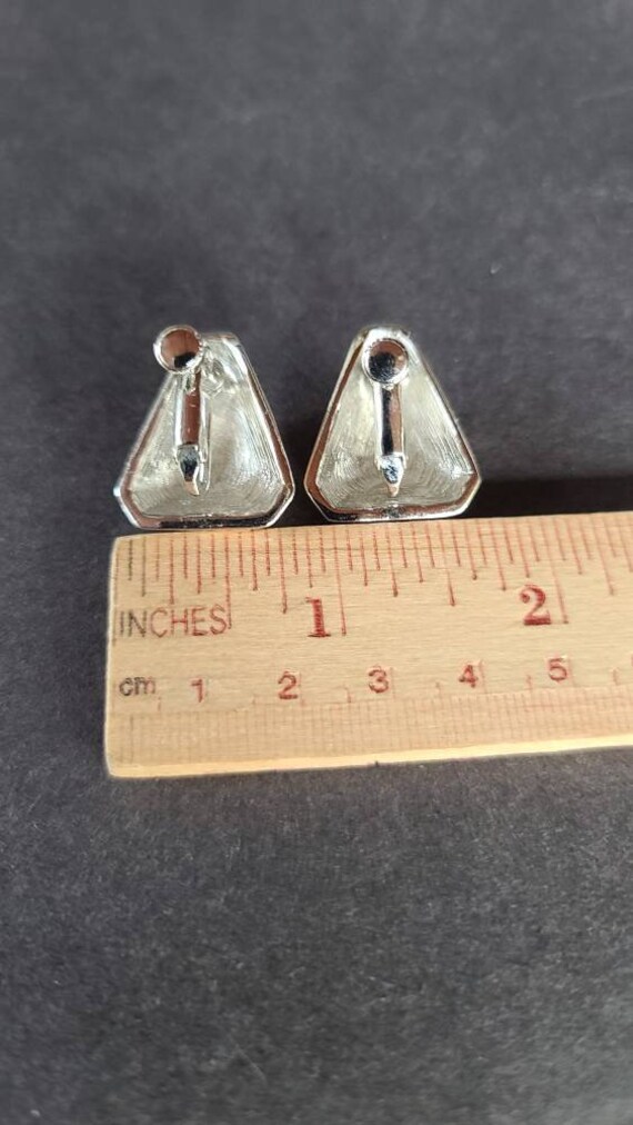 Triangular Silver and Apricot Screwback Earrings - image 10