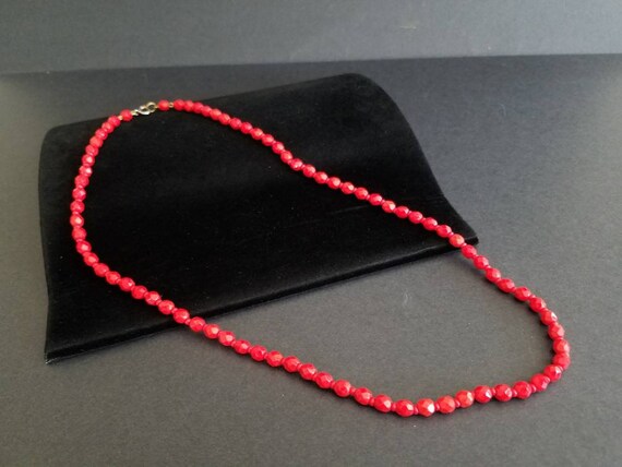 Cherry Red Single Strand Beaded Necklace, Faceted… - image 6