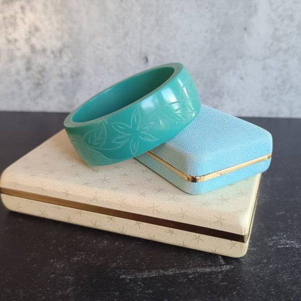 Floral Carved Lucite Bluegreen Bangle