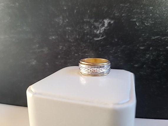 Vintage Two Toned 18K HGE ESPO Etched Band, Size … - image 6
