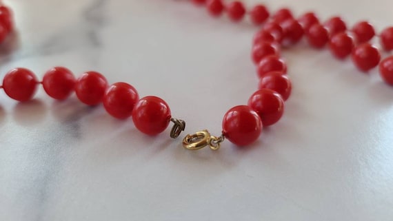 Cherry Red Beaded Necklace - image 7