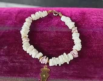 Vintage Puka Shell Chip Beaded Bracelet