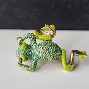 Frog Shaped Enamel and Rhinestone Gold Tone Brooch Articulated Vintage