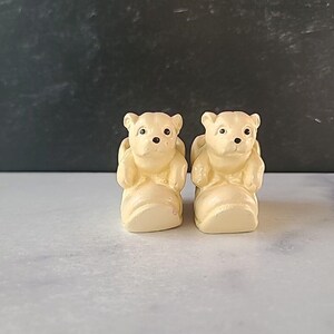 Vintage Dog Boot Salt And Pepper Shakers, READ