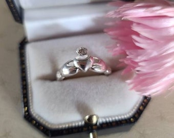 925 Silver Claddagh Ring