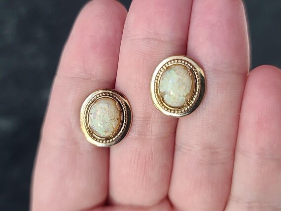 Amco 14K Gold Filled Floating Opal Screwback Earrings Vintage