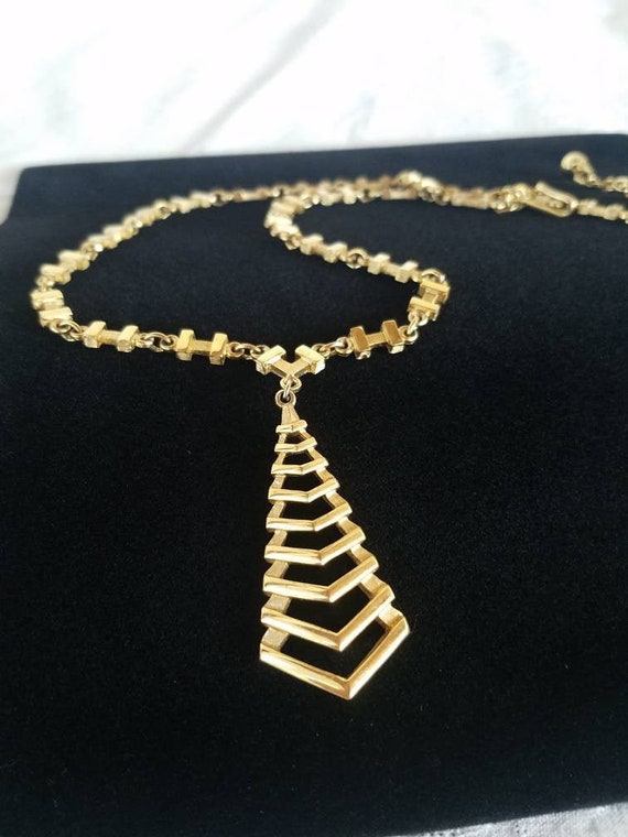 Trifari Tie Pendant Necklace, Vintage Trifari, Geo