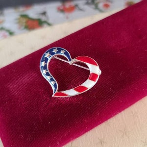 Vintage Avon American Flag Heart Brooch