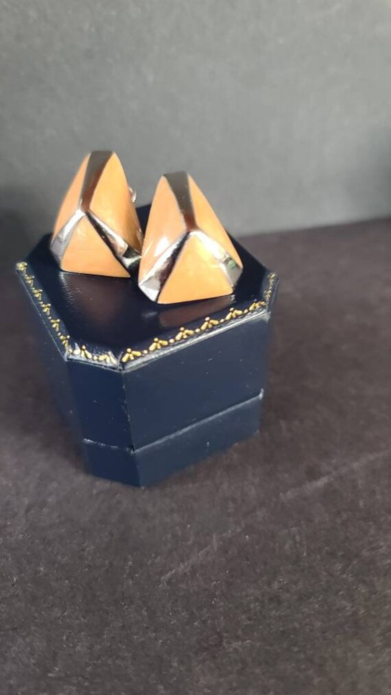 Triangular Silver and Apricot Screwback Earrings - image 2