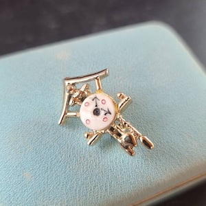 Vintage Cuckoo Clock Brooch