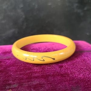 Butterscotch Bakelite Bangle Bracelet Vintage, READ