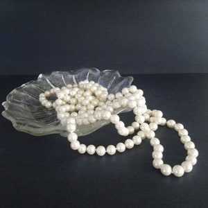 Morning Glory Glass Dish, Hors D&#39;oeuvres Plate, Trinket Dish