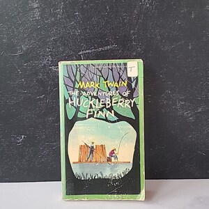The Adventures Of Huckleberry Finn By Mark Twain Paperback