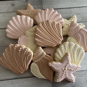 Sea Shell Decorated Cookies