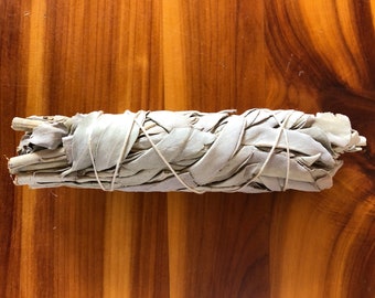 One White Sage Bundle ~ Small 3.5 to 4-inches (8.9 to 10.2-cm) ~ Sage Wand, Smudge Wand, Smudging Supplies, Sage Incense, White Sage Incense