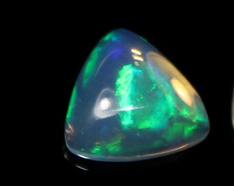 Opal Trillion, Natural Ethiopian Opal, Multi Fire Opal, Size 7x7x3 mm, Opal Trillion, Opal Gemstone, Welo Opal, Ring size opal, FO52