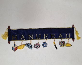 Vintage Lillian Vernon Jewish Hanukkah Plush Scroll 32" Wide x 10" Tall
