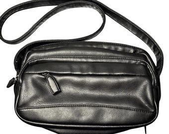 Bolso bandolera de piel sintética negra / Bolso de mano con múltiples bolsillos / Monedero organizador pequeño/mediano / Usado, limpio