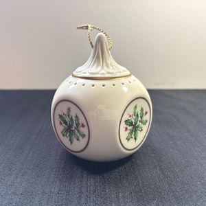 Vintage Lenox Weihnachtsschmuck „Stechpalme mit Beeren“ aus Porzellan, handgefertigt aus 24-karätigem Gold, USA