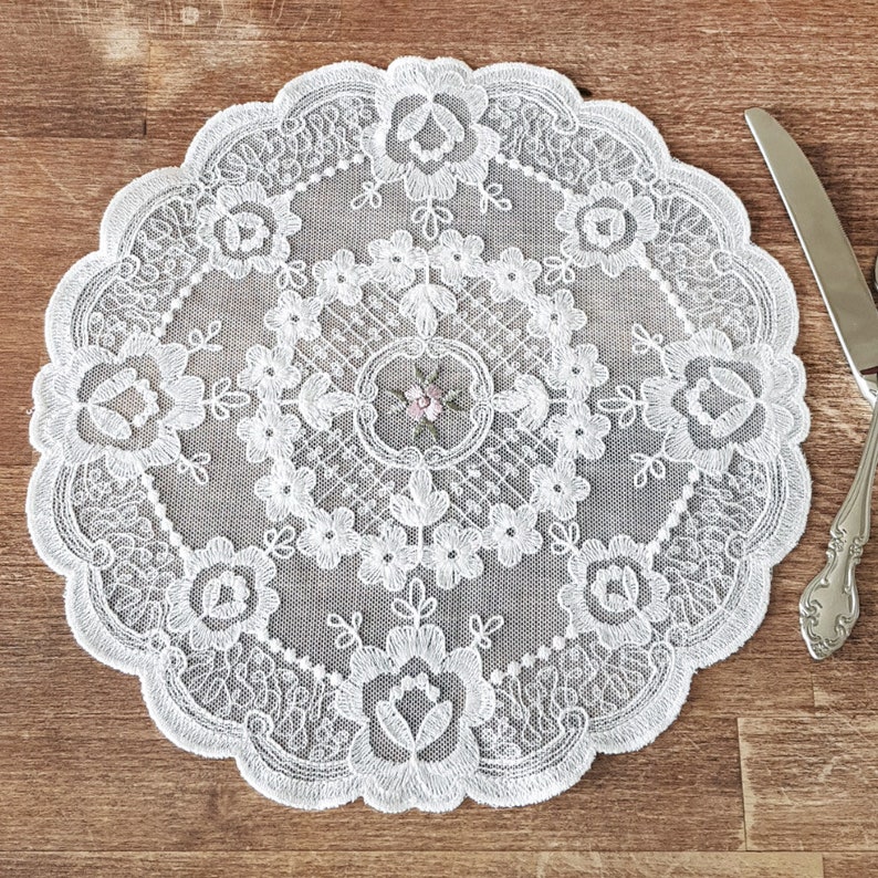 cotton lace doilies