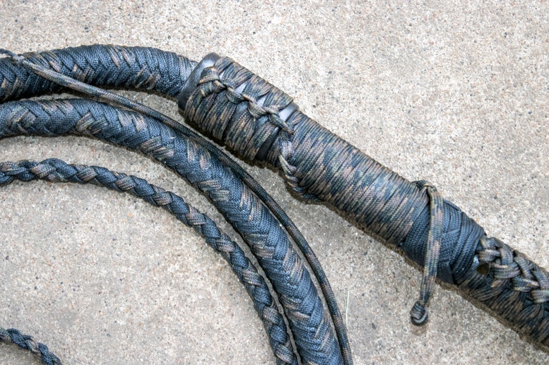 12 plait cow whip 6 ft black and camo