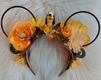 Dog mouse Disney Inspired Wire Ears Floral Flower Crown Minnie or Mickey Mouse Ears Headband Flower and Garden Festival