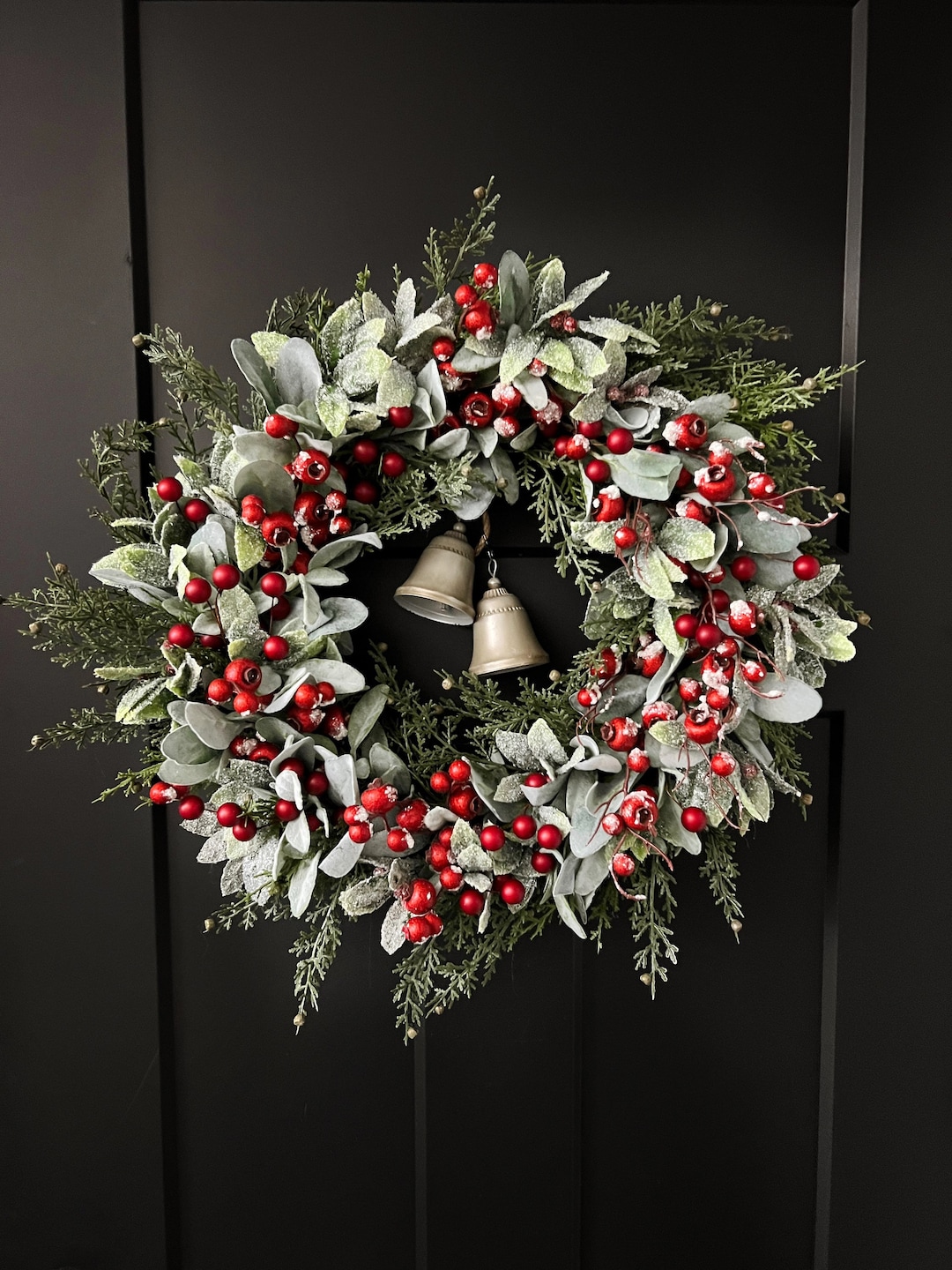 Christmas Wreath for Front Door, Winter Wreath With Frosted Red Berries ...