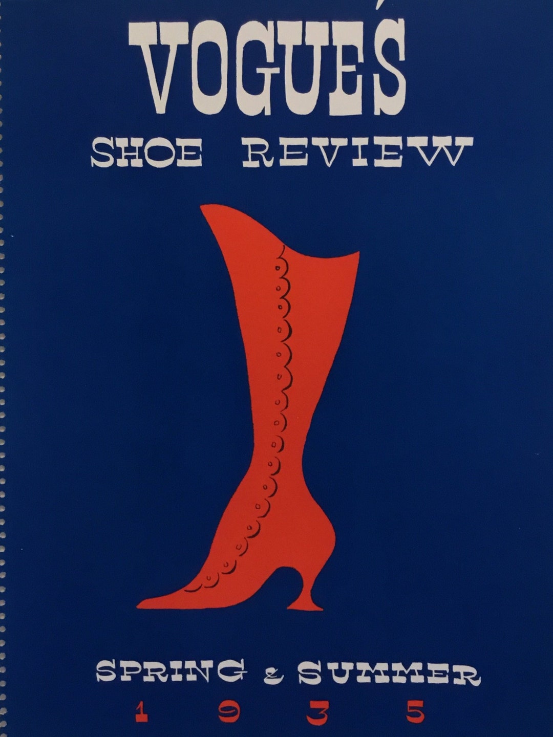 Cubierta original de revisión de zapatos de Vogue Primavera y