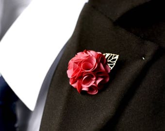 Fleur rose faite à la main en feuille d'or, épinglette fabriquée à la main, broches à la mode pour homme, accessoires de fête d'affaires de mariage de printemps