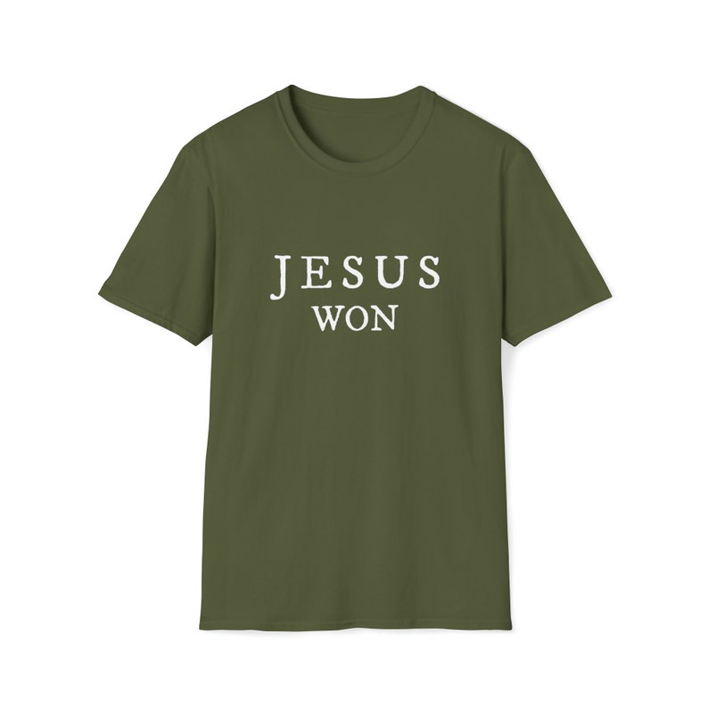 Jesús ganó la victoria fiel Mensaje inspirador cristiano Camiseta unisex de estilo suave imagen 2