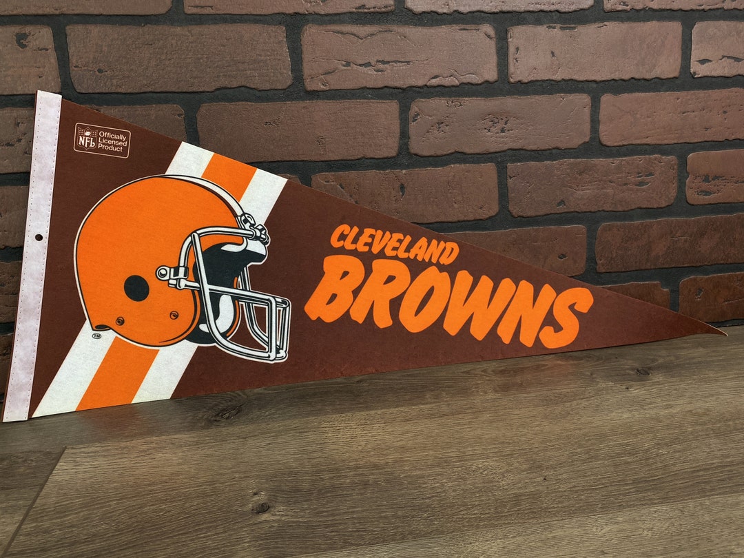 Cleveland Browns NFL Mini Pennant 9X4 inch, felt, made in USA, banner