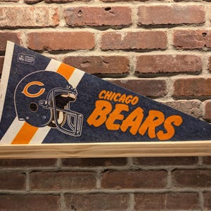 1980s Chicago Bears NFL Large Vintage Pennant - Authentic Sports Memorabilia