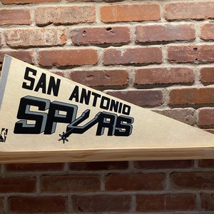 1980s San Antonio Spurs NBA Vintage Large Pennant – Authentic Sports Memorabilia