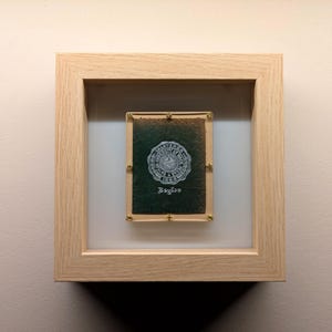 1930s Framed Baylor University Bears Pennant Patch - Leather Premium - Vintage College Memorabilia – Authentic Sports Memorabilia