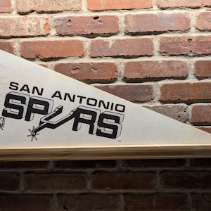 1980s San Antonio Spurs NBA Large Vintage Pennant – Authentic Sports Memorabilia