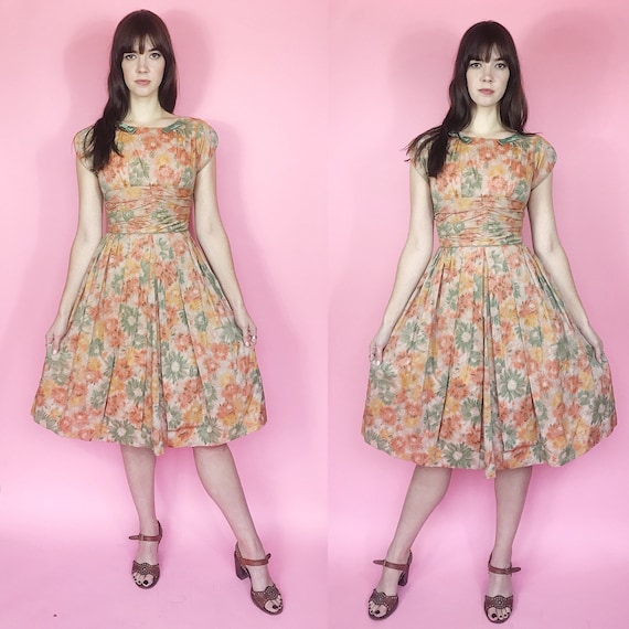 Vintage 1950s floral dress