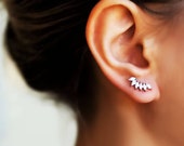 Tiny silver earrings studs, delicate earrings, Minimalist earrings