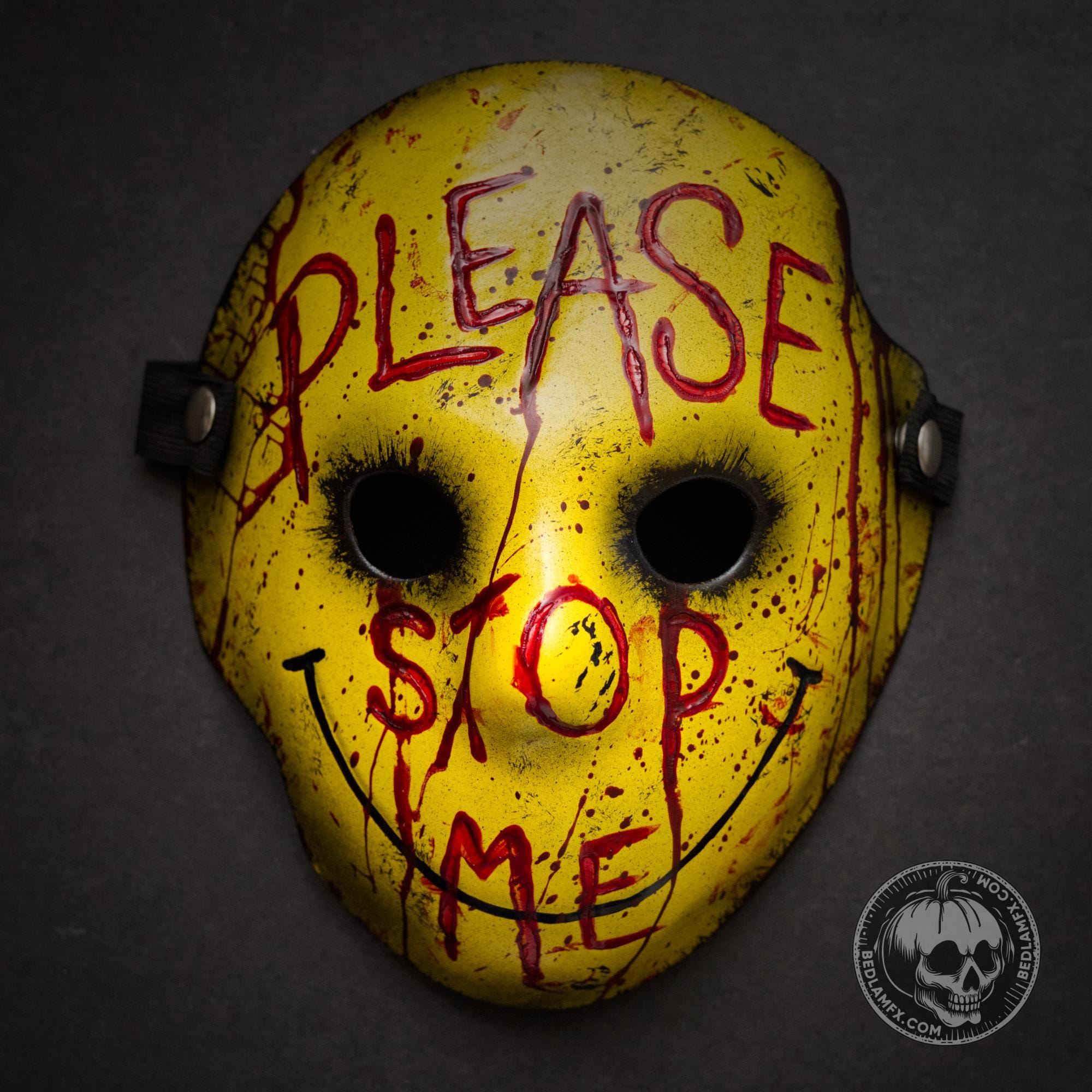 Manhunt Smiley Mask