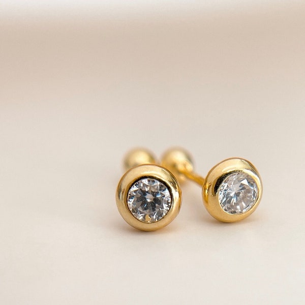 Modern Swarovski Crystal Studs//18k Gold Filled//Tiny Stud Earrings//Sleep in Earrings//Screw Backs//Modern Boho//Mandy Ellen Designs