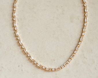 Collier tennis minimaliste en superposition de cristaux//or plaqué or 18 carats//cristaux Swarovski//collier tennis//cristaux baguette//Mandy Ellen