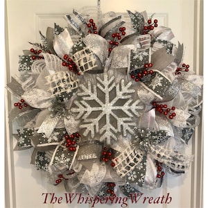 All Winter Wreath - Winter wreath - Snowflake Wreath - Berry Wreath - The Whispering Wreath