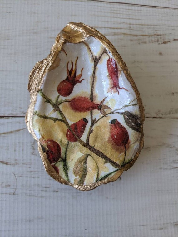 READY TO SHIP Decoupage oyster shell with rosehip design, oyster shell ring dish decor