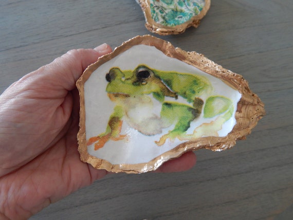 READY TO SHIP Decorative oyster shell ring dish, decoupage shell decor