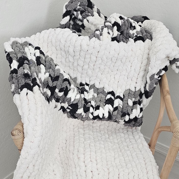 READY TO SHIP Chunky handwoven blanket, multicolored blanket, chunky yarn throw