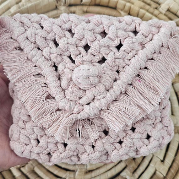 READY TO SHIP Macrame coin purse, macrame wallet, boho wallet