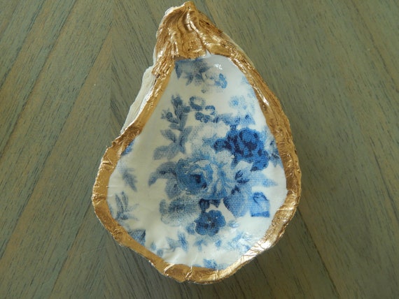 READY TO SHIP Decorative oyster shell ring dish, decoupage shell decor, chinoiserie roses